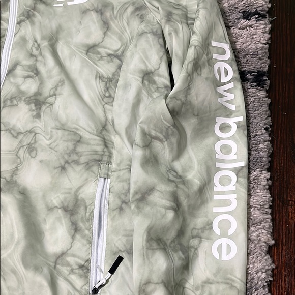 New Balance Marble Print Jacket - Picture 2 of 8